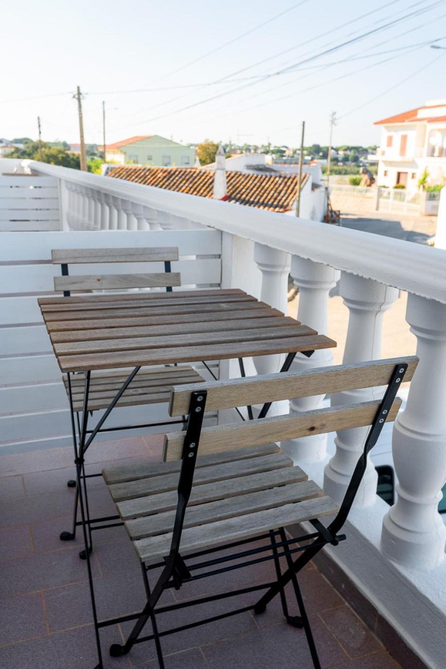 Blife Marya Private Rooms - Airport Stay Distrito de Distrito de Faro Exterior foto