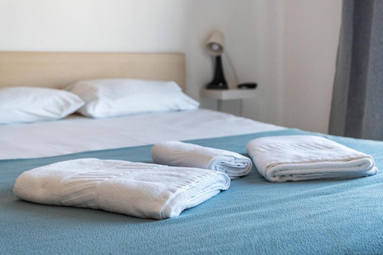 Blife Marya Private Rooms - Airport Stay Distrito de Distrito de Faro Exterior foto