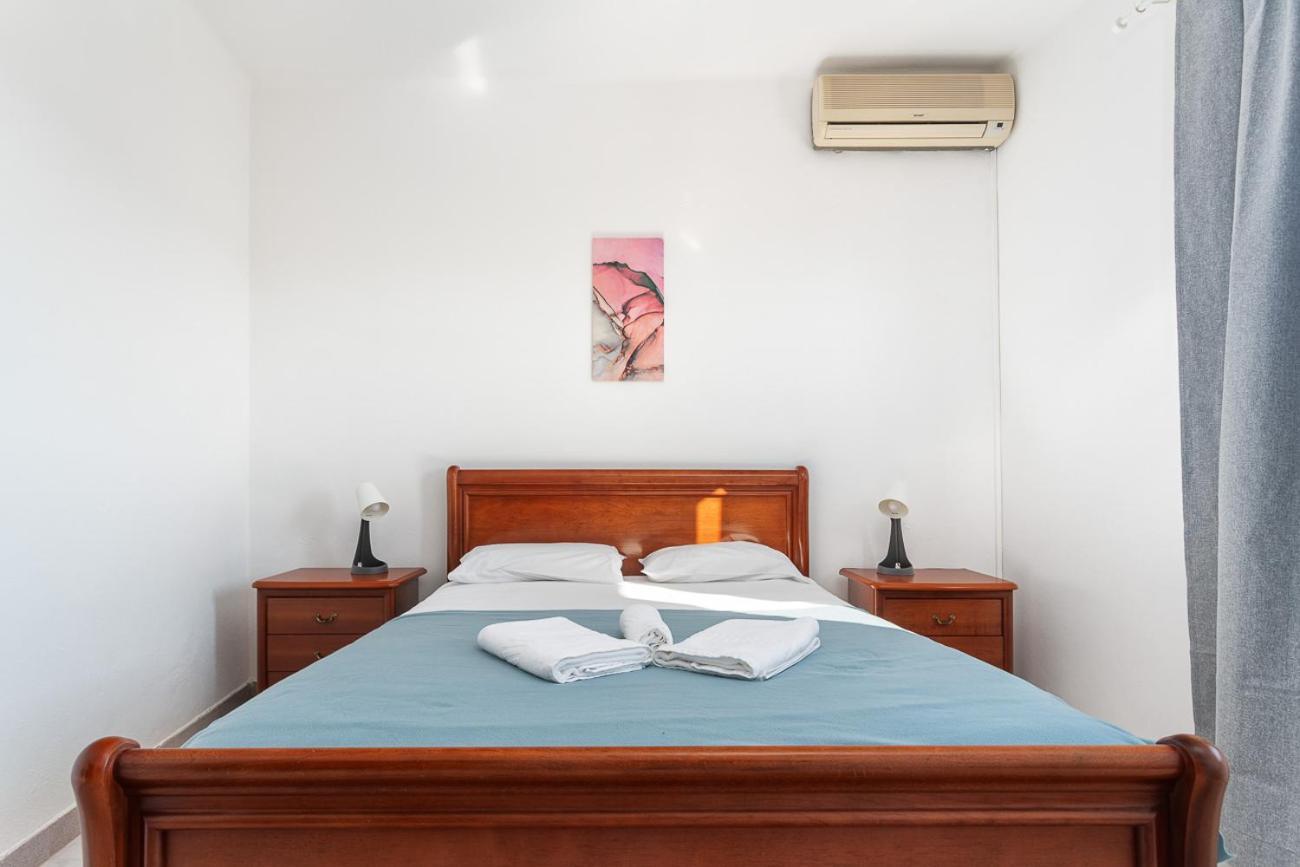Blife Marya Private Rooms - Airport Stay Distrito de Distrito de Faro Exterior foto