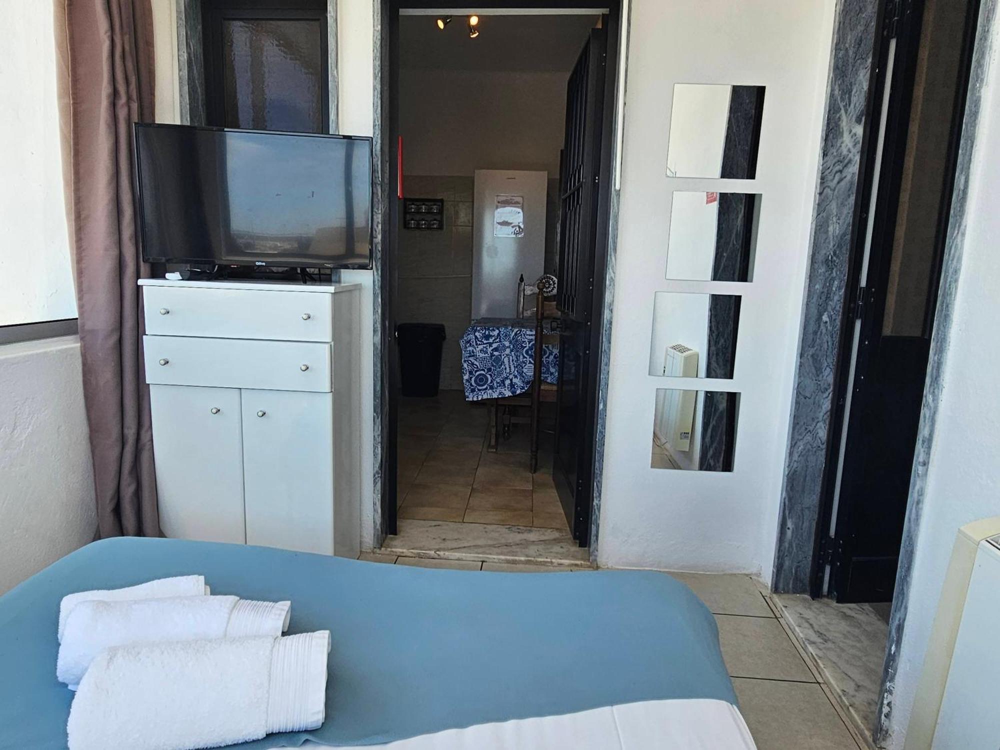 Blife Marya Private Rooms - Airport Stay Distrito de Distrito de Faro Habitación foto