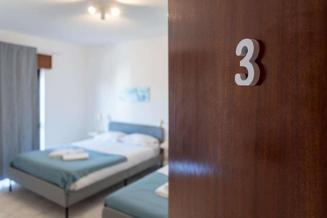 Blife Marya Private Rooms - Airport Stay Distrito de Distrito de Faro Habitación foto