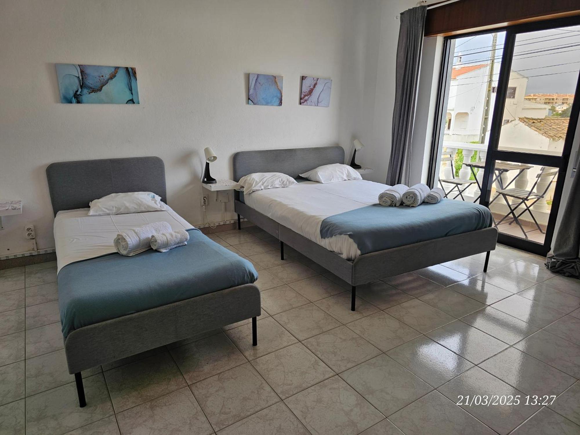 Blife Marya Private Rooms - Airport Stay Distrito de Distrito de Faro Habitación foto